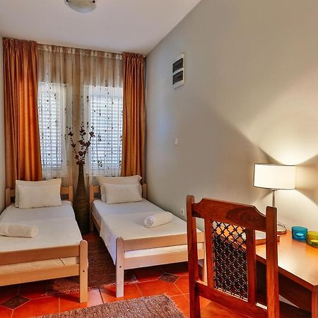 אוטייהא Apartments Misko מראה חיצוני תמונה