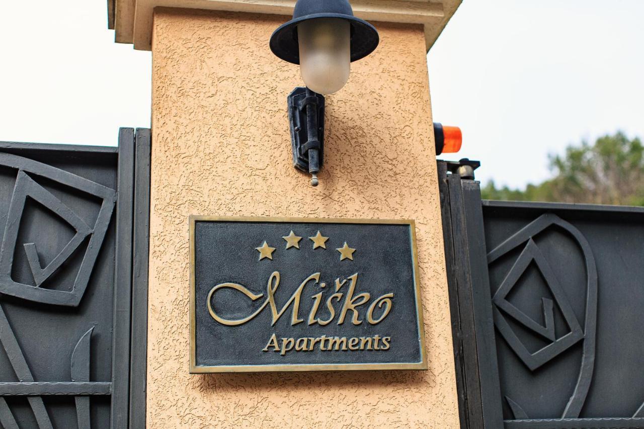 אוטייהא Apartments Misko מראה חיצוני תמונה